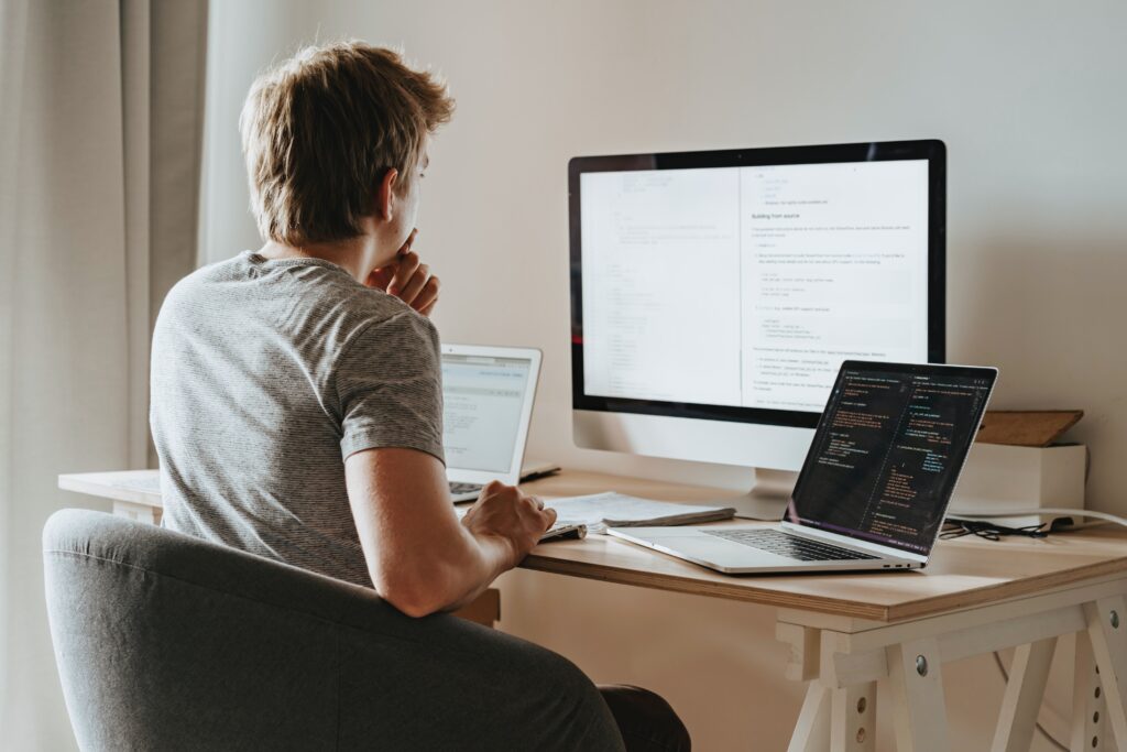 Software engineering interview questions every tech recruiter should ask.
